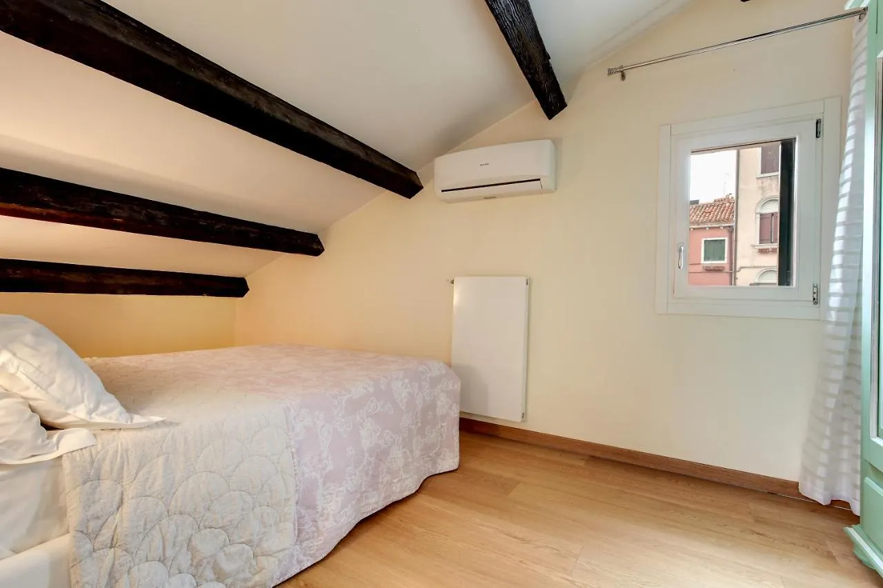 Arsenale Loft - Biennale Apartment Venice